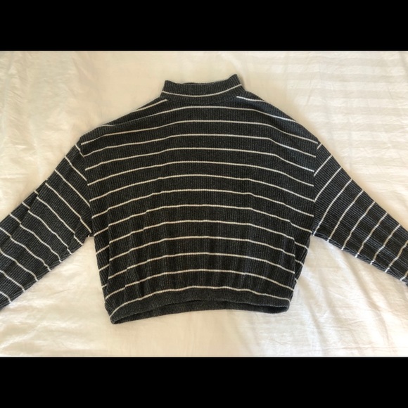 Garage mock neck long-sleeve - Picture 1 of 3